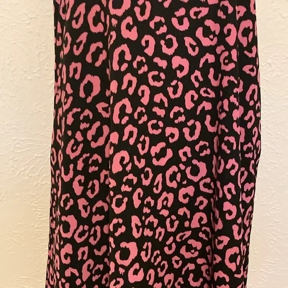 Francesca’s ALYA Leopard Dress - Picture 3 of 9